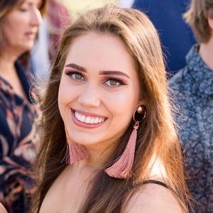 Meet your Posher, Tara